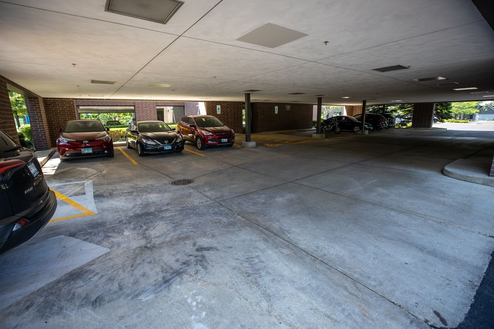Wheaton Office Center: 290, 300, 301 S. County Farm Road, Wheaton, IL 60187